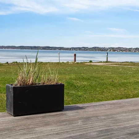 Apartment Monia - 20m From The Sea In Djursland And Mols By Interhome